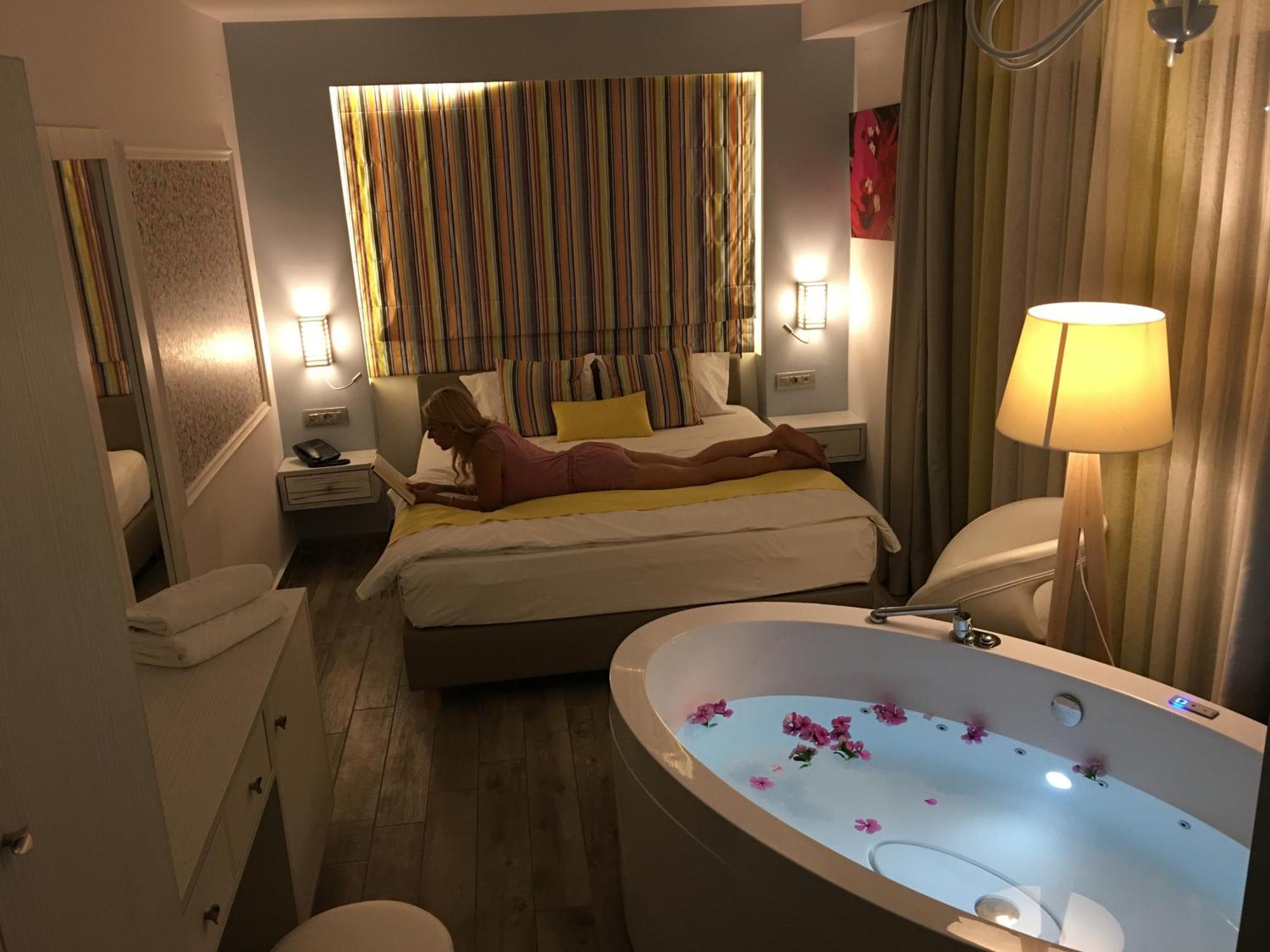 Kyknos Beach Hotel & Bungalows Mália Zewnętrze zdjęcie