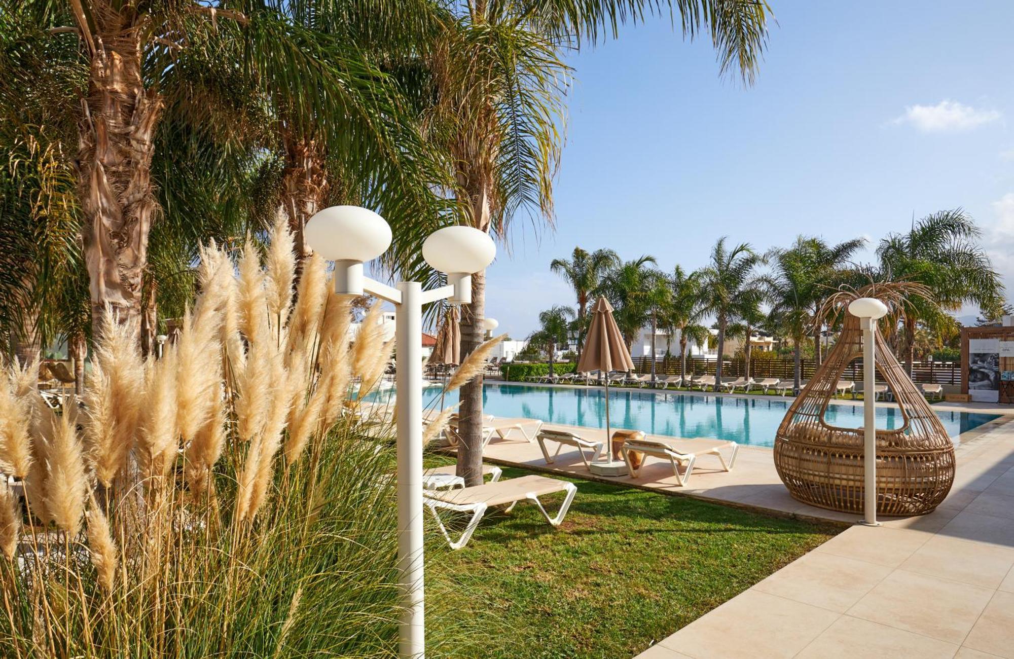 Kyknos Beach Hotel & Bungalows Mália Zewnętrze zdjęcie