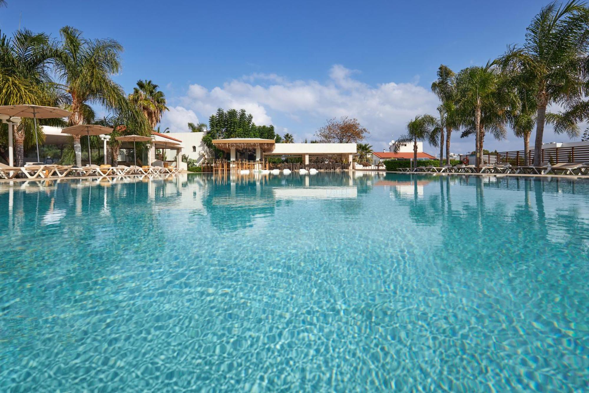 Kyknos Beach Hotel & Bungalows Mália Zewnętrze zdjęcie